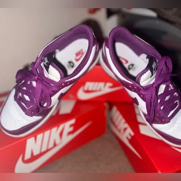 Nike Dunk Low GS UIGC BOX Included - Picture 11 of 14